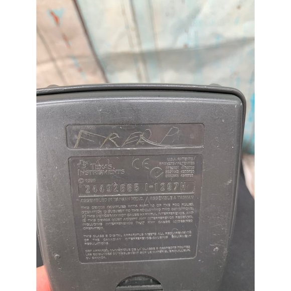 Texas Instrument Scientific Calculator TI-83 Tested - Picture 5 of 7